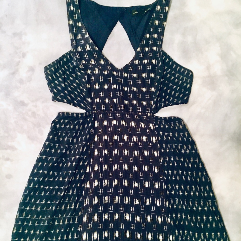 Vintage linen cut out mini dress